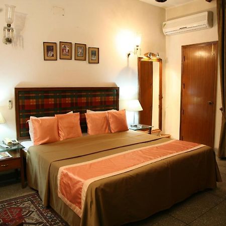 The Royal Residency Hotel Yeni Delhi Dış mekan fotoğraf