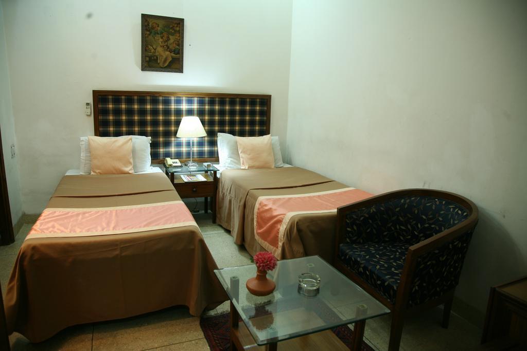 The Royal Residency Hotel Yeni Delhi Dış mekan fotoğraf