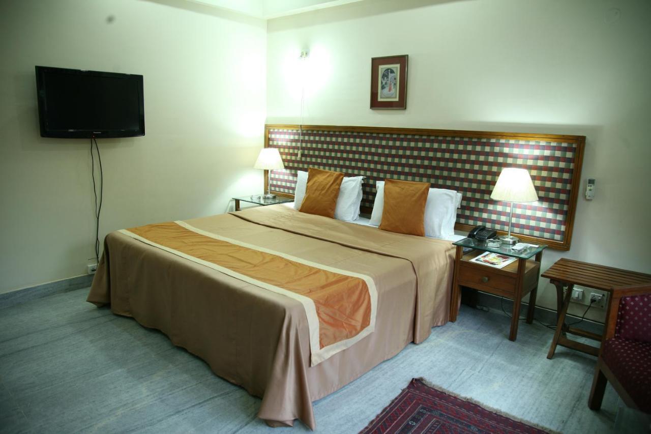 The Royal Residency Hotel Yeni Delhi Dış mekan fotoğraf